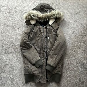 American Eagle Outfitters women’s parka